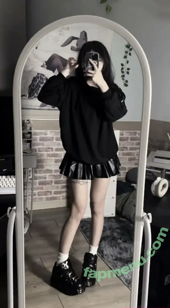 shinoaqi nude photo #0104 (shino_xaki / шиноаки)