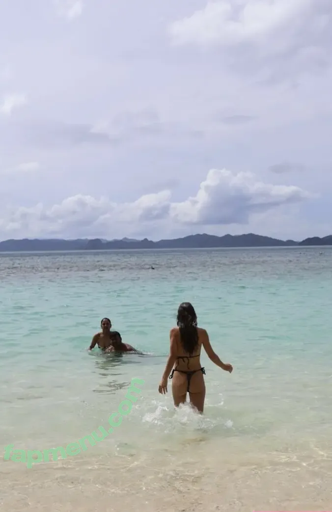 shir_vaturi nude photo #0071 (dollshir / shir._.vaturi)