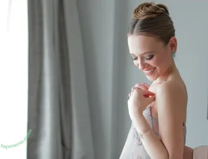 Shira Haas / shirahaas nude photo #0071