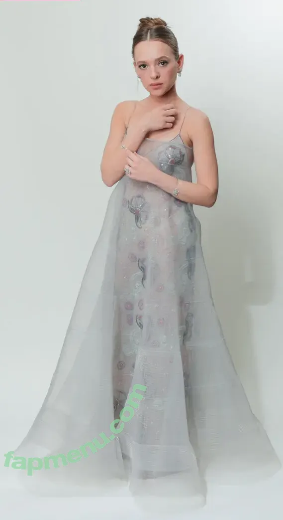 Shira Haas nude photo #0084 (shirahaas)