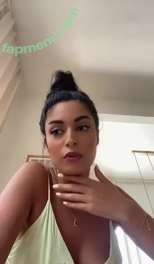 Shirin Azami / shirinazamii nude photo #0073