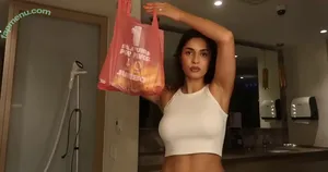 Shirin Azami / shirinazamii nude photo #1642