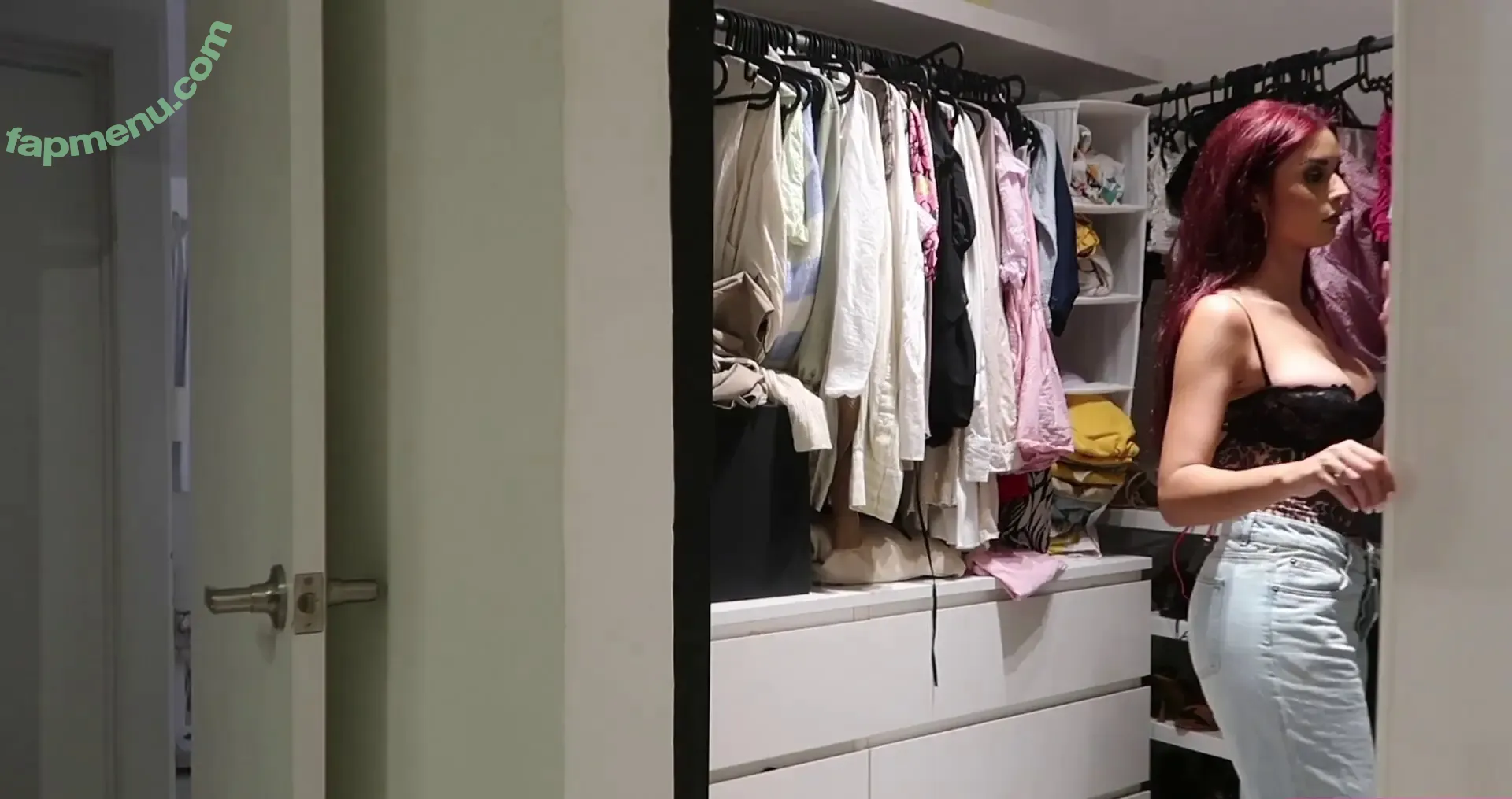 Shirin Azami nude photo #1000 (shirinazamii)