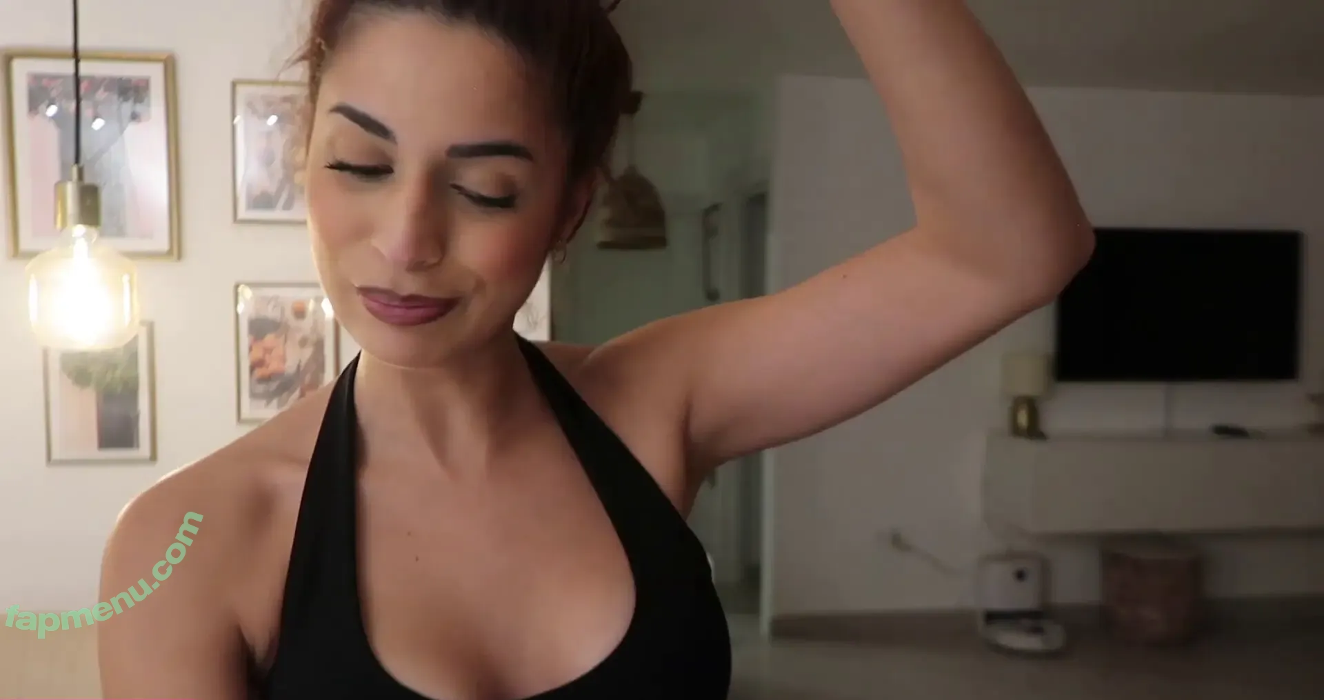 Shirin Azami nude photo #1156 (shirinazamii)