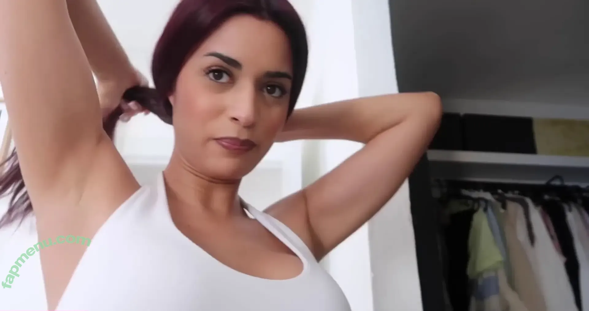 Shirin Azami nude photo #1194 (shirinazamii)