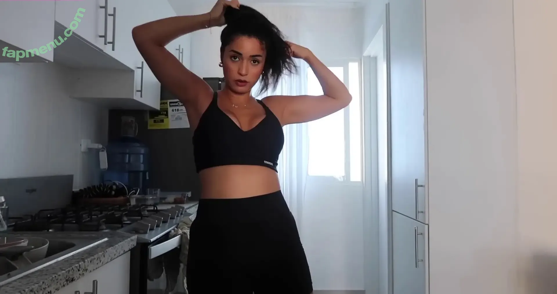 Shirin Azami nude photo #1505 (shirinazamii)