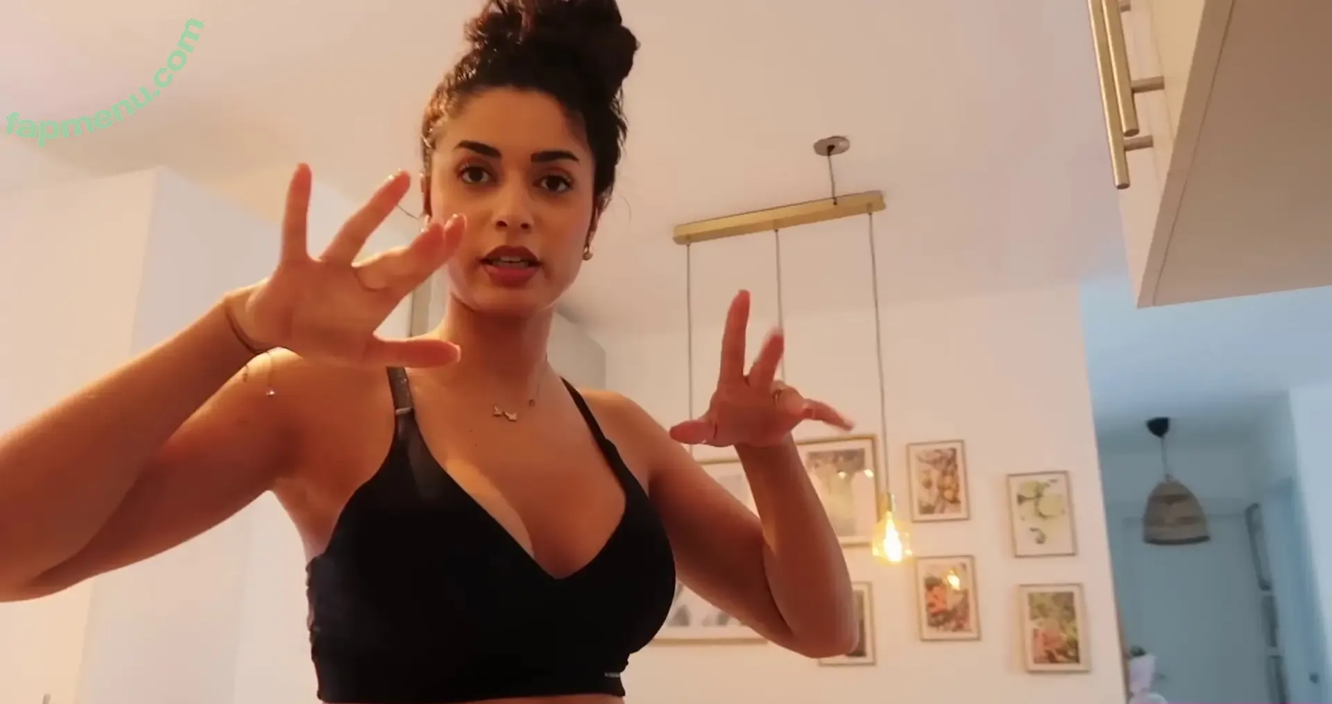 Shirin Azami nude photo #1512 (shirinazamii)