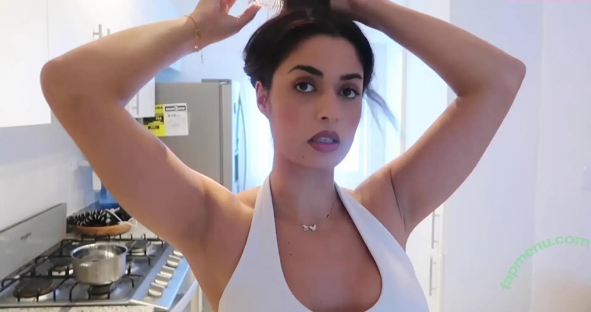 Shirin Azami nude photo #1554 (shirinazamii)