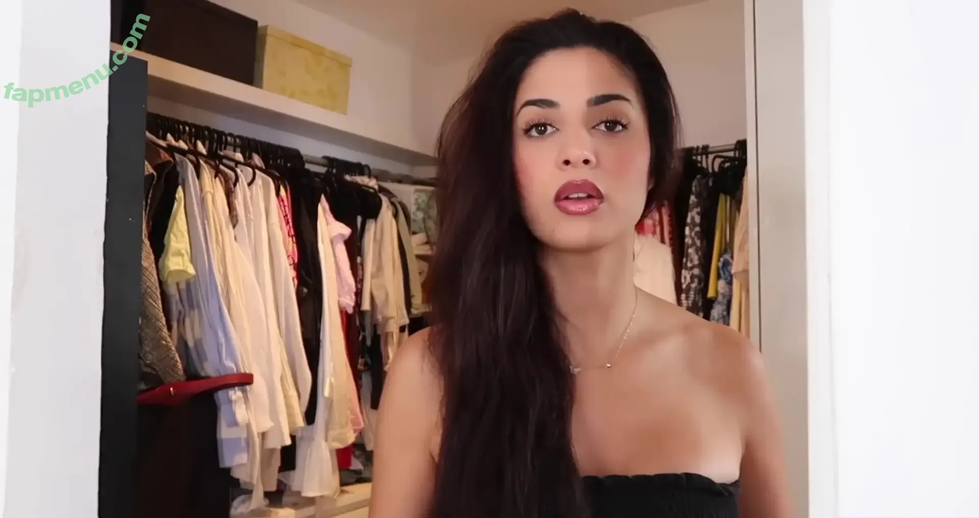 Shirin Azami nude photo #1587 (shirinazamii)