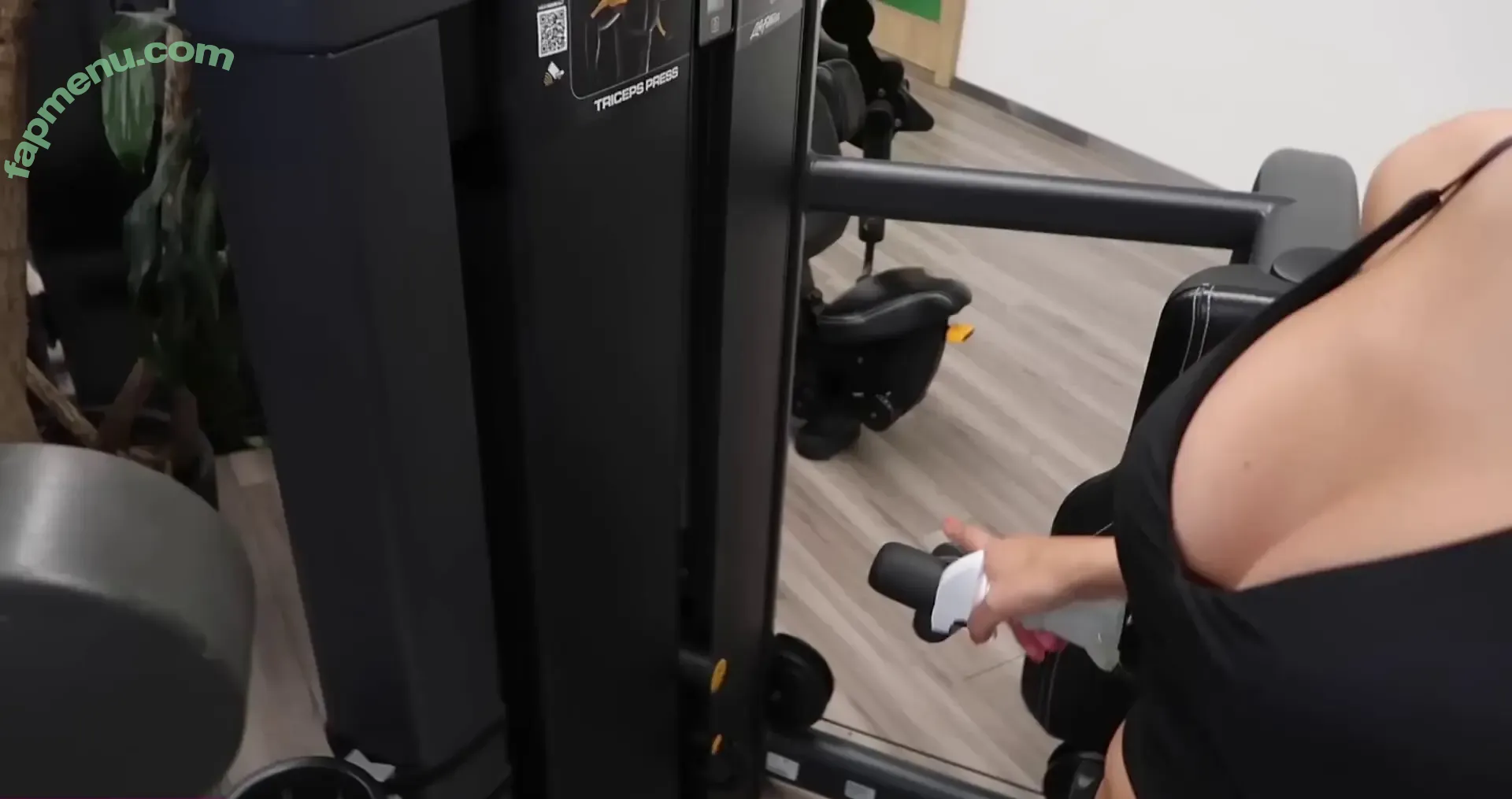 Shirin Azami nude photo #1614 (shirinazamii)