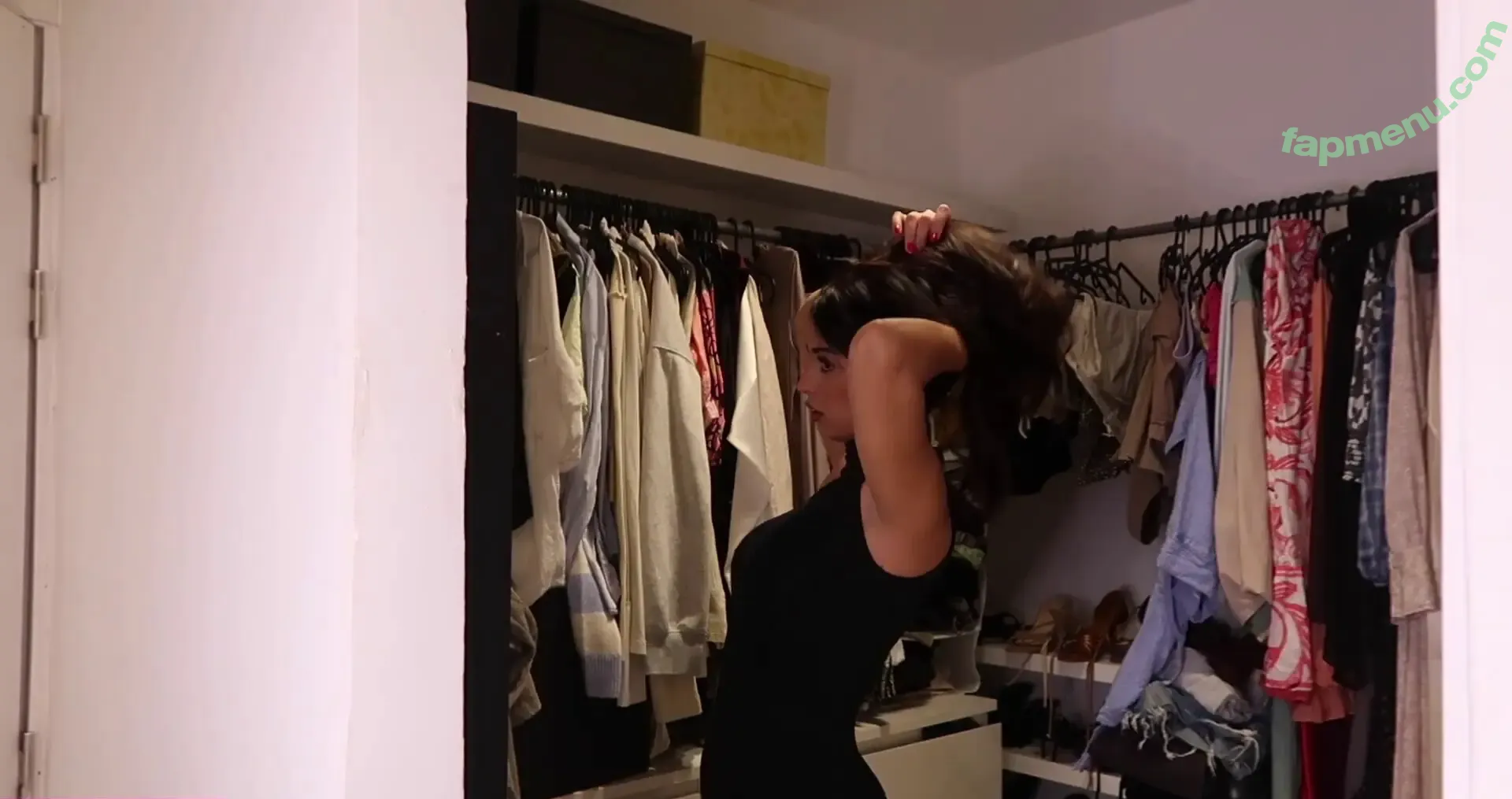 Shirin Azami nude photo #1756 (shirinazamii)