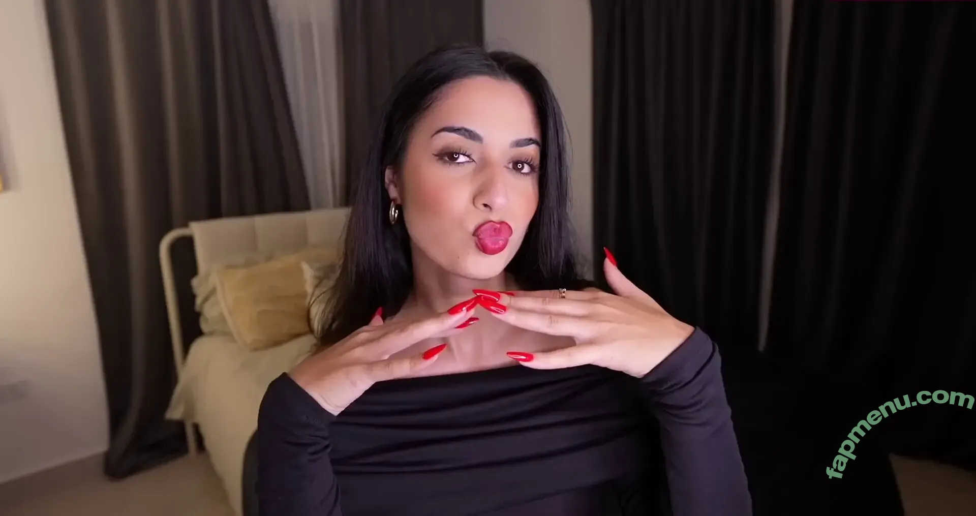 Shirin Azami nude photo #1796 (shirinazamii)