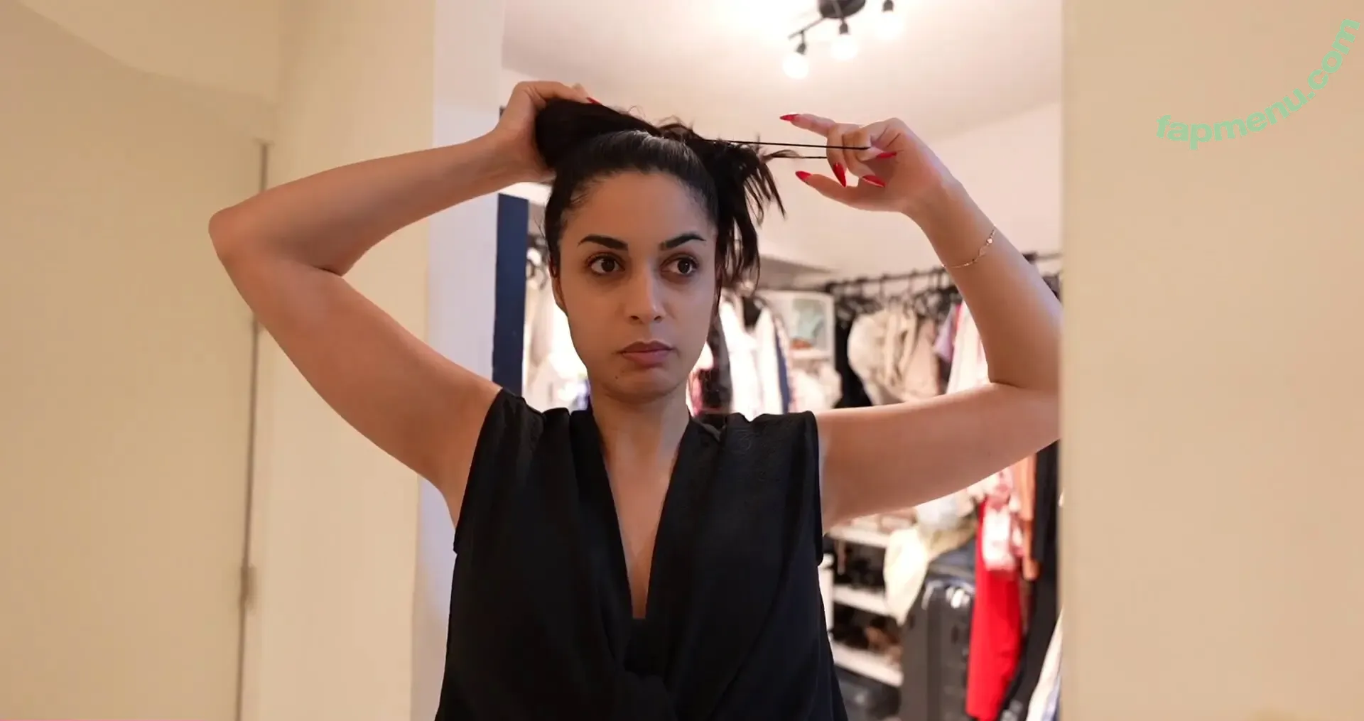 Shirin Azami nude photo #1816 (shirinazamii)