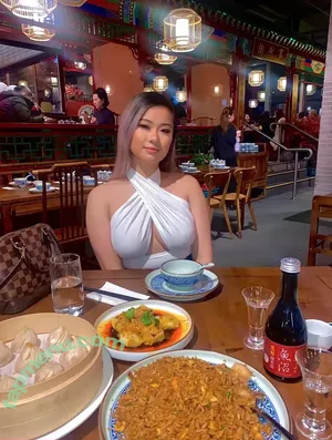 Shirley Truong / shilzna nude photo #0007