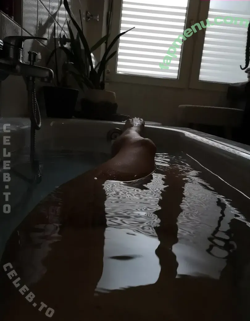 Shirleyxher nude photo #0048 (Shirleyxher)