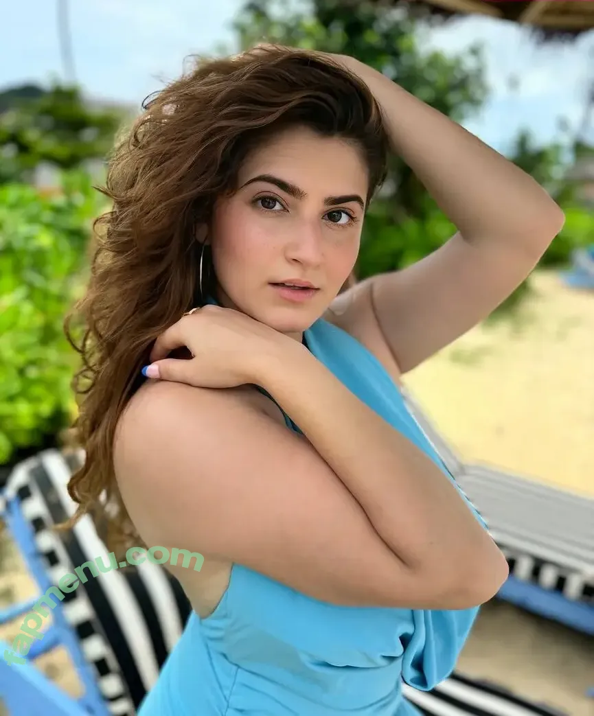 Shivaleeka Oberoi nude photo #0022 (shivaleekaoberoi)
