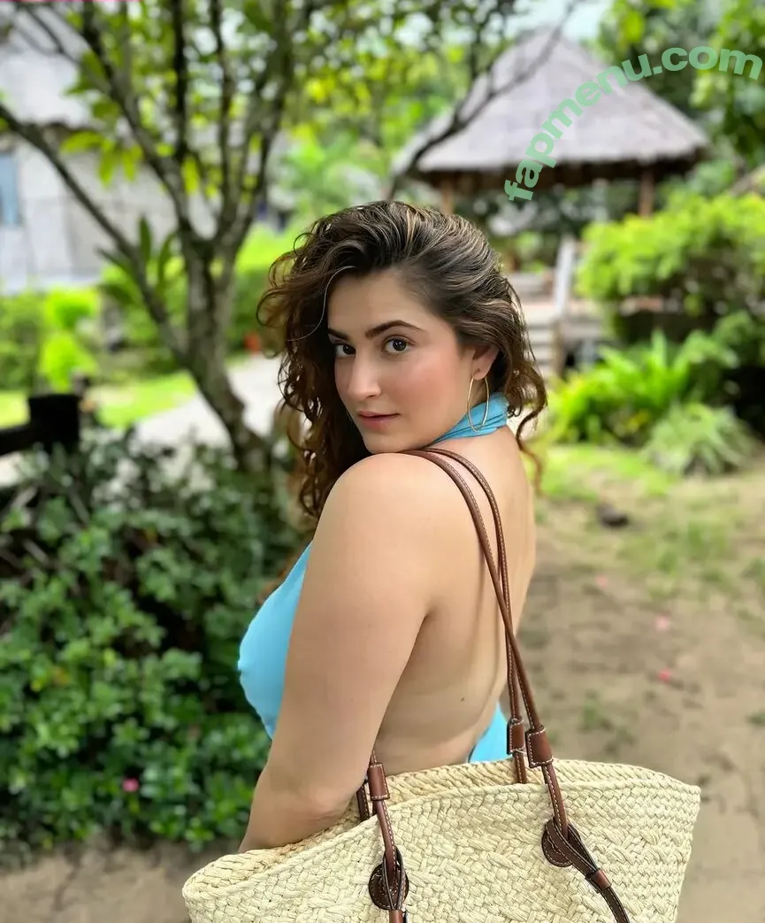 Shivaleeka Oberoi nude photo #0029 (shivaleekaoberoi)