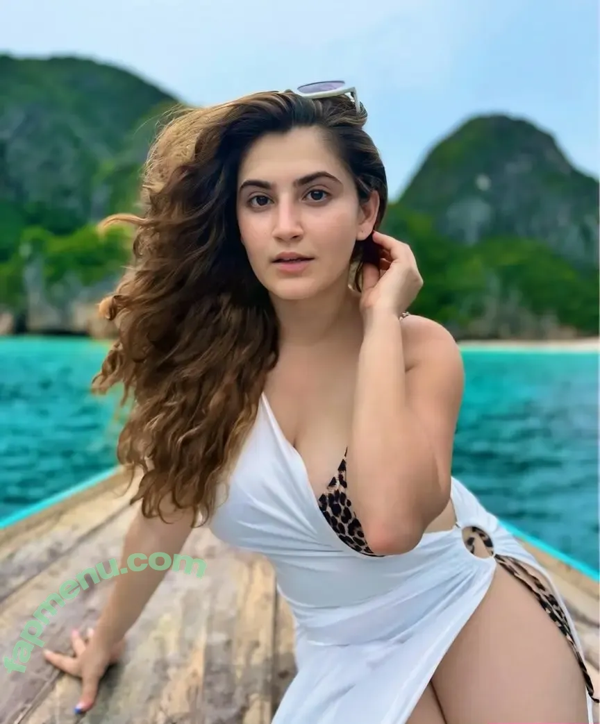Shivaleeka Oberoi nude photo #0032 (shivaleekaoberoi)