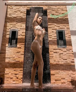 Shivani Singh / shivani.singhh nude photo #0041