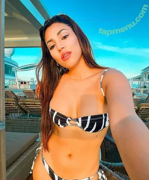 Shivani Singh / shivani.singhh nude photo #0074