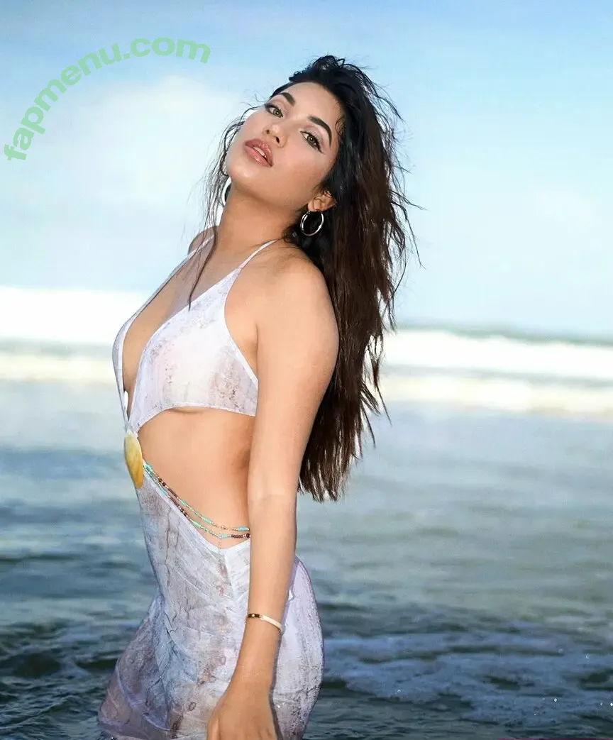 Shivani Singh nude photo #0062 (shivani.singhh)