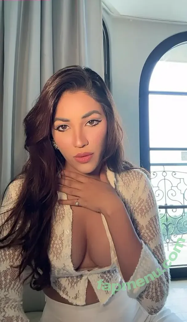 Shivani Singh nude photo #0066 (shivani.singhh)