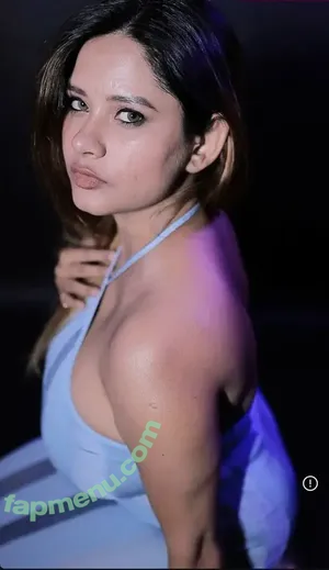 Shiviconic7 / Shivona Sinha nude photo #0027