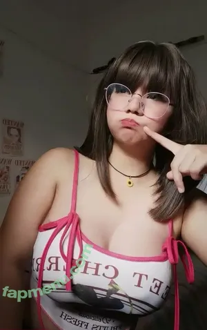 shknhdzn / PoTchi nude photo #0137