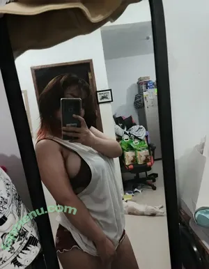 shknhdzn / PoTchi nude photo #0142