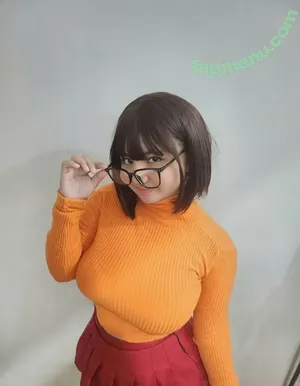shknhdzn / PoTchi nude photo #0168