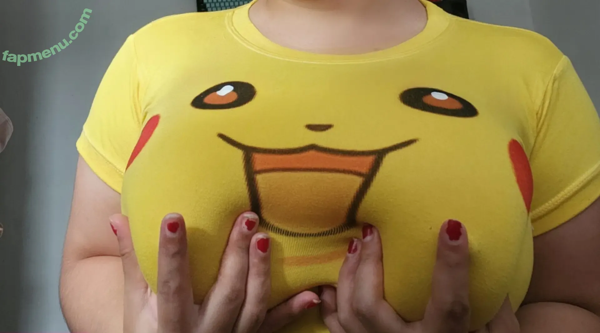 shknhdzn nude photo #0208 (PoTchi)