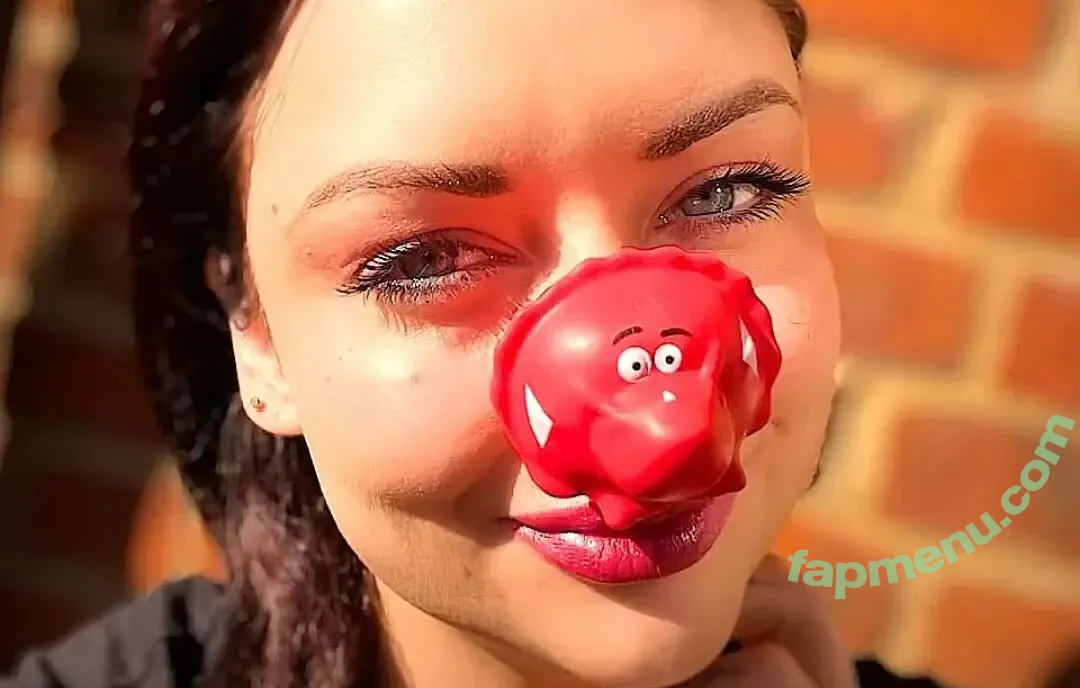 Shona Mcgarty nude photo #0216 (shonabmx)