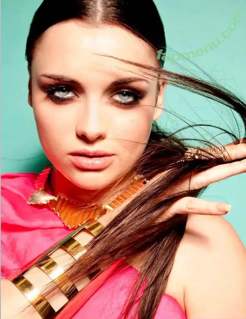 Shona Mcgarty nude photo #0302 (shonabmx)