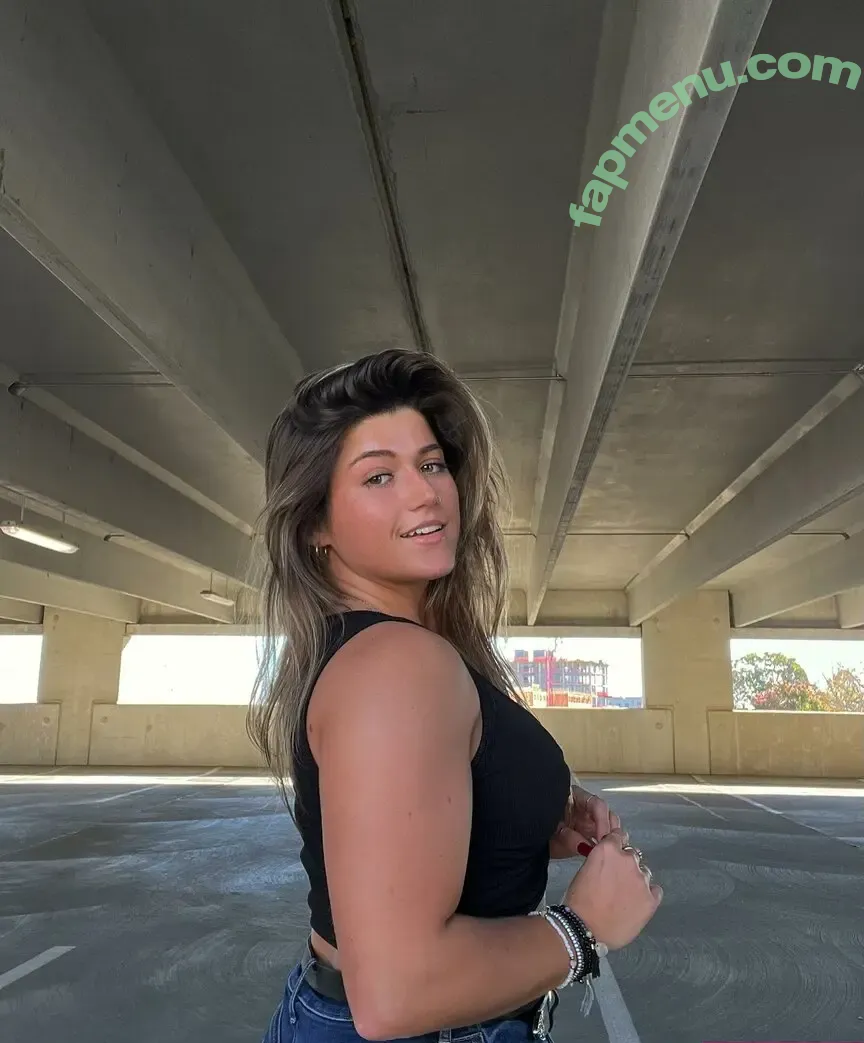 Short_Mcnugget nude photo #0061 (Kayley / kayleygunner)