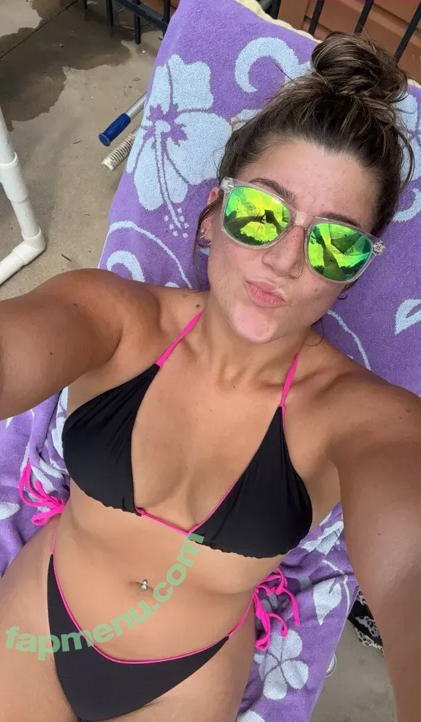 Short_Mcnugget nude photo #0153 (Kayley / kayleygunner)