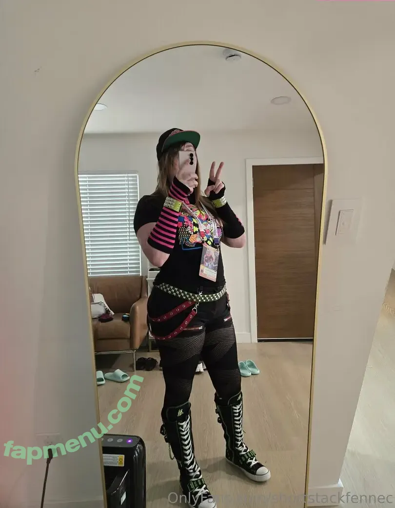 shortstackfennec nude photo #0075 (shortstackfennec)