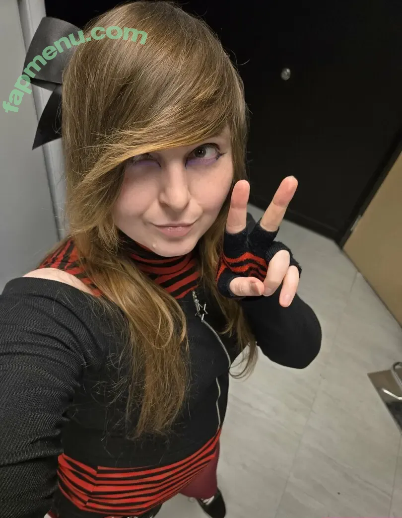 shortstackfennec nude photo #0086 (shortstackfennec)