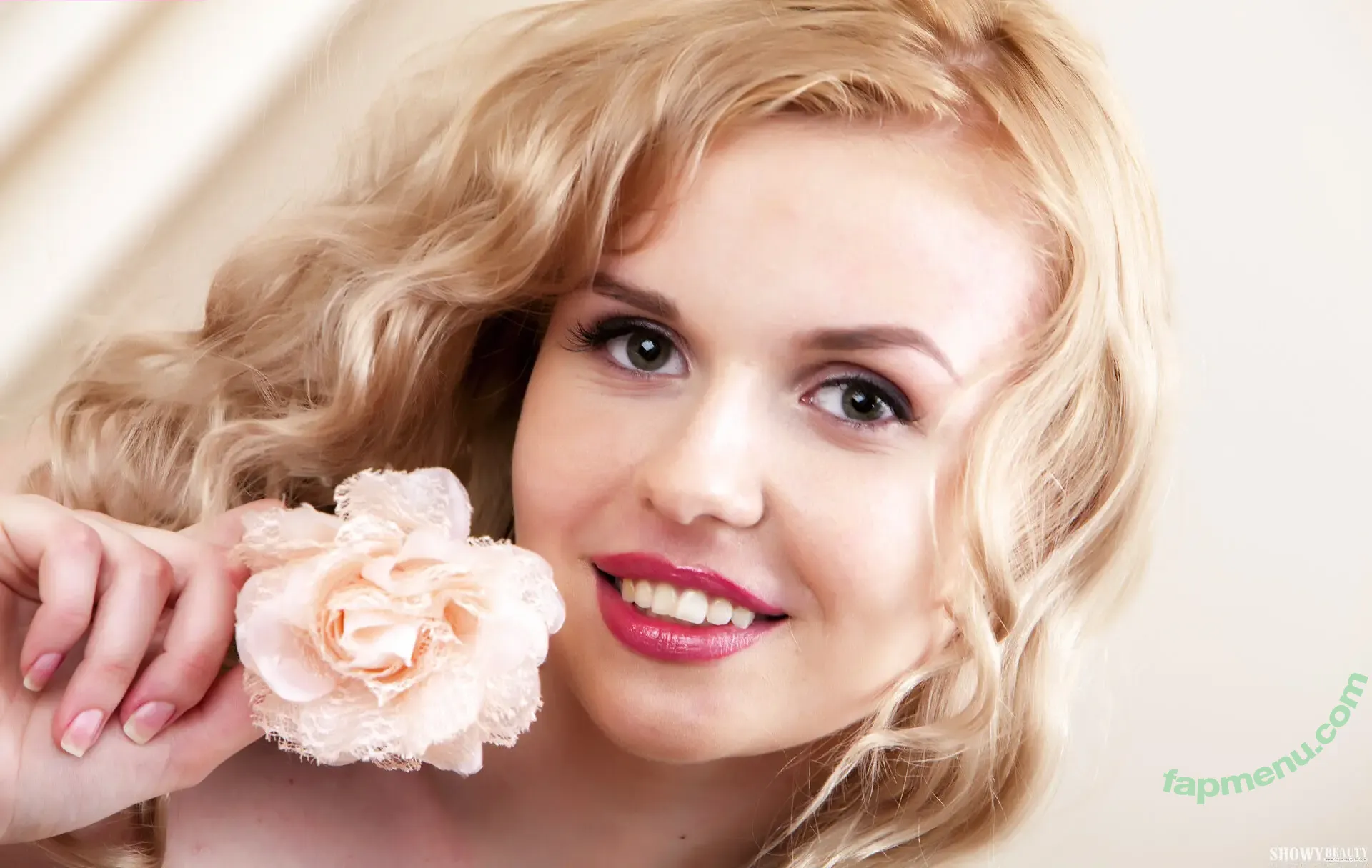 ShowyBeauty nude photo #3645 (popular)