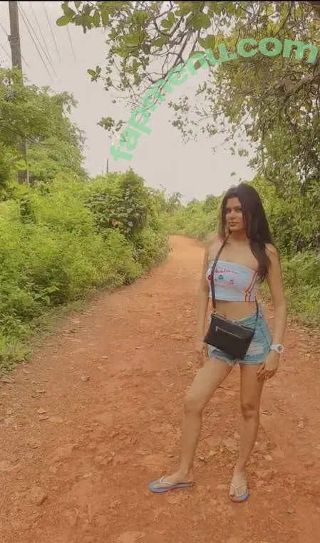 Shraddha nude photo #0023 (ShraddhaKapoor / shraddhaforyou)