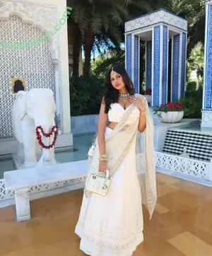 Shreya Arun / arun4yourmoney / shreyaarun / shreyarun nude photo #0064