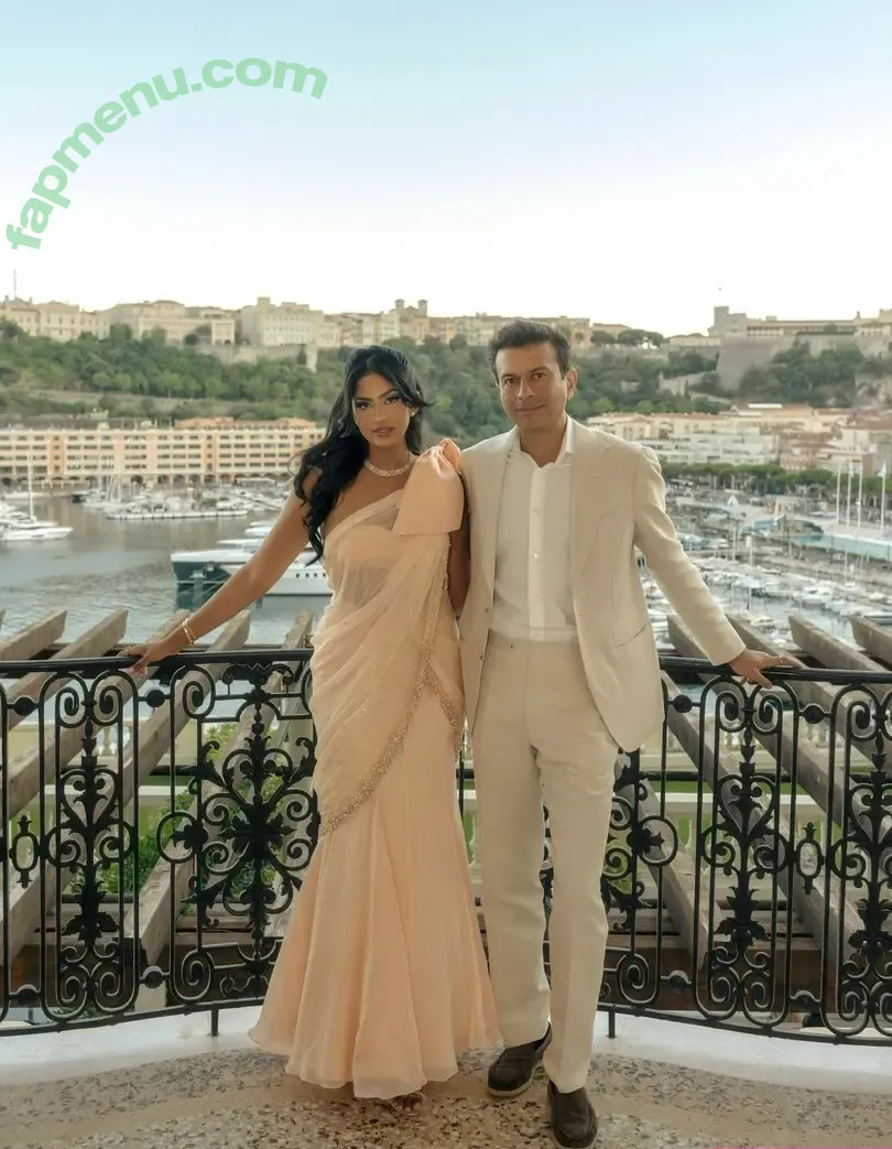 Shreya Arun nude photo #0077 (arun4yourmoney / shreyaarun / shreyarun)