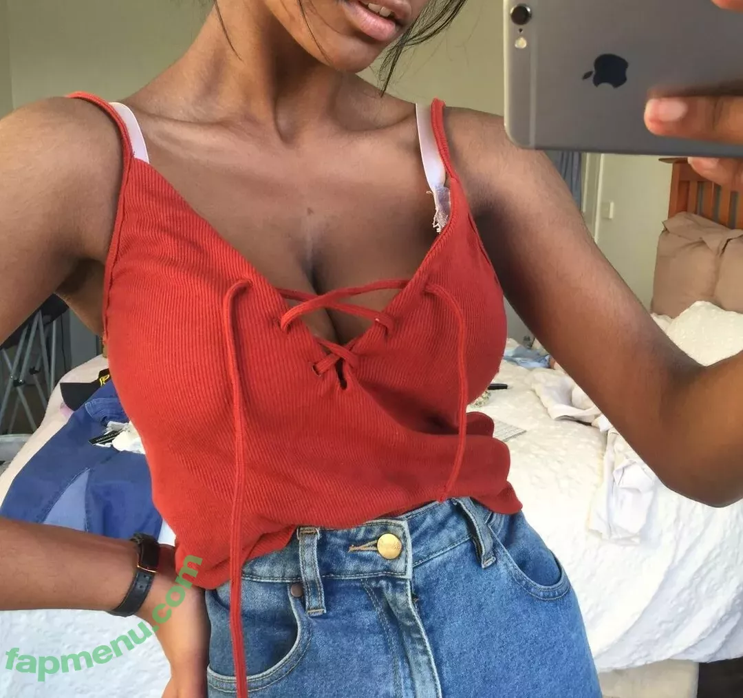 shreyanaidoo nude photo #0039 (shreyanaidoo)