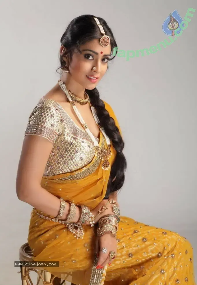 Shriya Saran nude photo #0022 (shriya_saran1109)