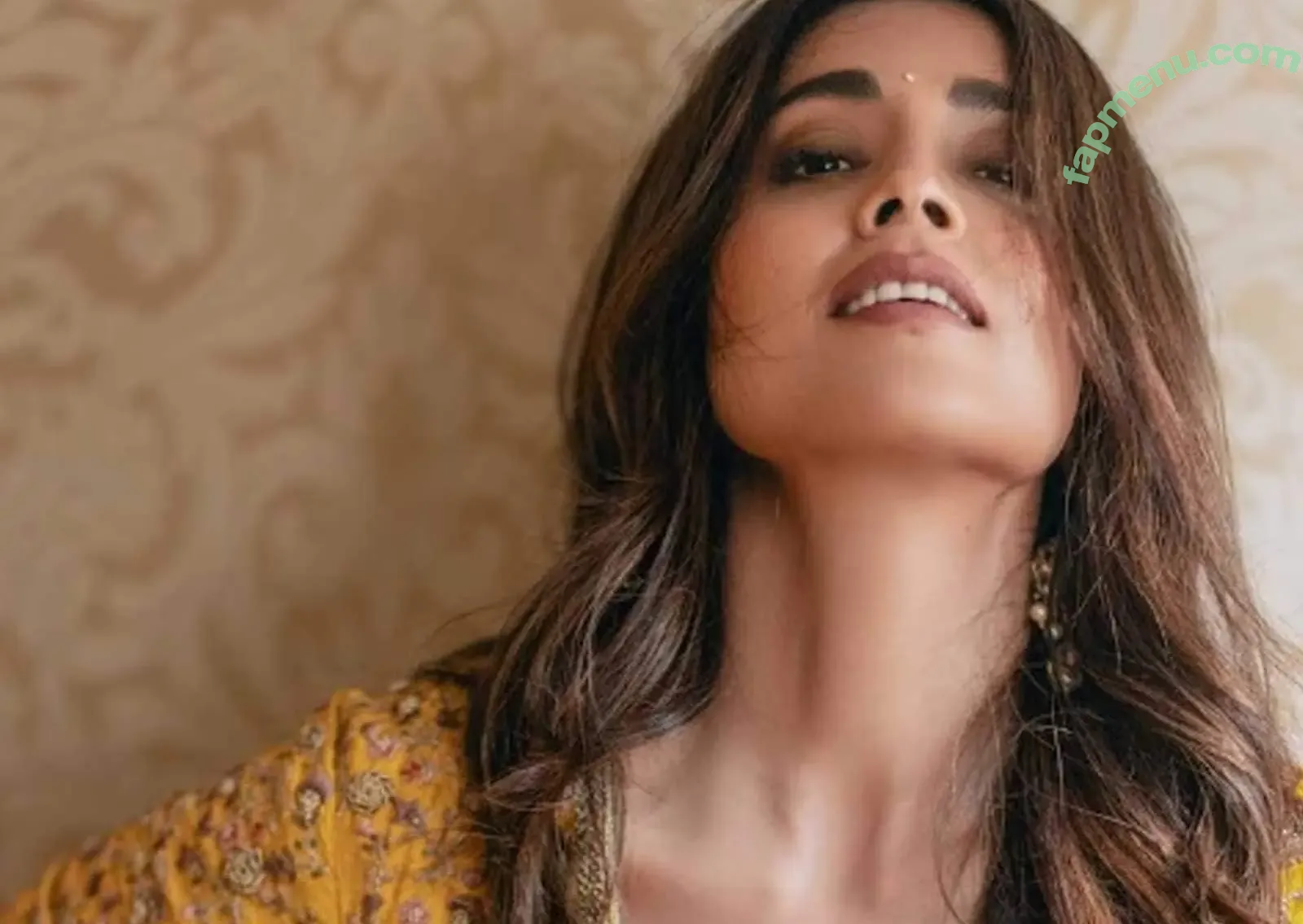 Shriya Saran nude photo #0034 (shriya_saran1109)