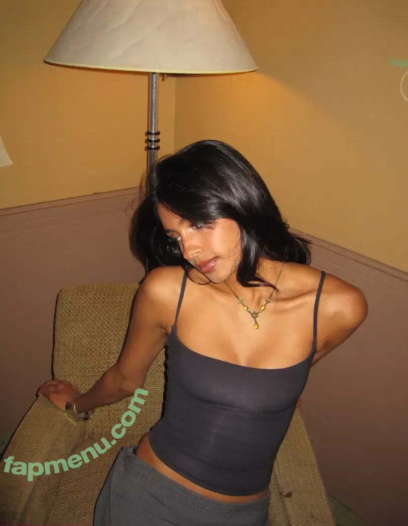 shriyavenkat nude photo #0005 (shriyavenkat)
