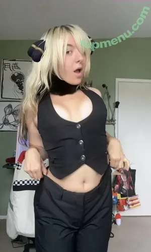 shroombie / shroombie.cos / shroombiecos nude photo #0029