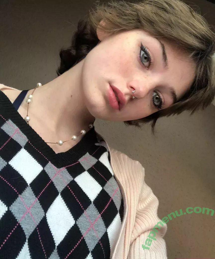 shrooms_q nude photo #0005 (shroomsq / zabelleq)