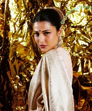 Shruti Haasan / Shruti Hasan / shrutihaasan / shrutzhaasan nude photo #0006
