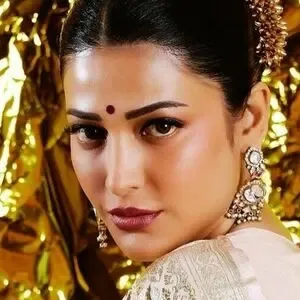 Shruti Haasan / Shruti Hasan / shrutihaasan / shrutzhaasan nude photo #0010