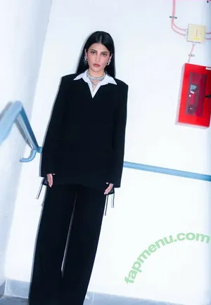 Shruti Haasan / Shruti Hasan / shrutihaasan / shrutzhaasan nude photo #0013
